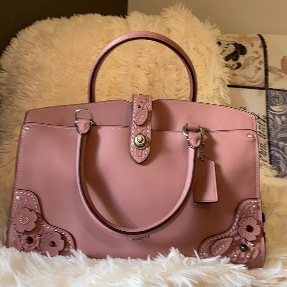 Coach Mercer Satchel 24 in tea rose tooling